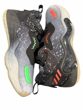 Adidas D.O.N issue #3 Men’s athletic sneakers